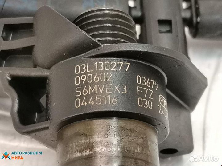 Форсунка Audi A3 8P/8PA 2-й рест. 2009 03L130855