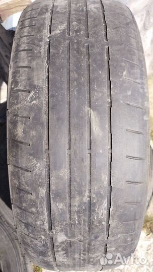 Bridgestone Dueler H/T 843 215/60 R17 96H