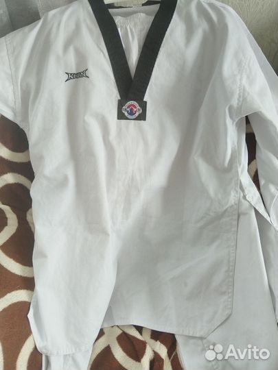 Добок для тхэквондо khan. 200