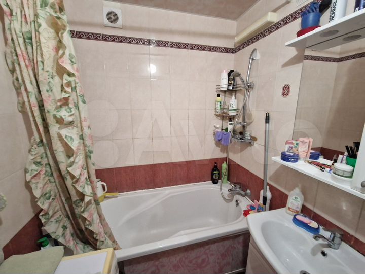 Комната 15 м² в 3-к., 7/12 эт.