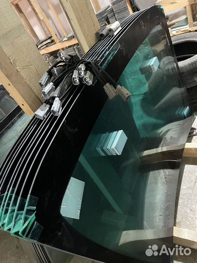 Лобовое стекло с подогревом Camry 70