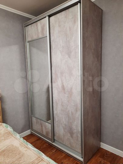 2-к. квартира, 57 м², 4/9 эт.