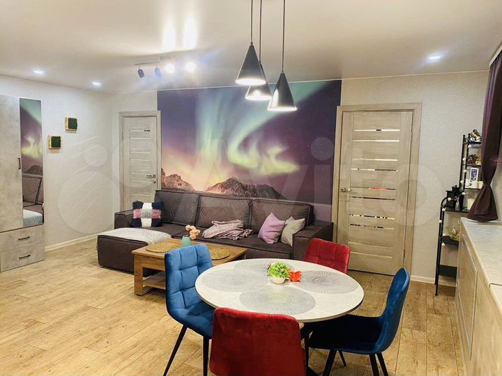 1-к. квартира, 52,1 м², 2/5 эт.