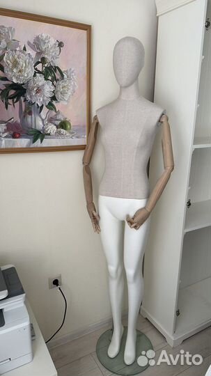 Манекен женский