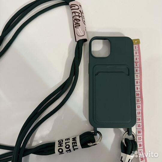 Чехол со шнурком на iPhone