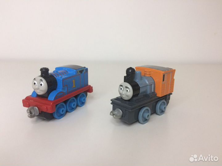 Разные наборы игрушек