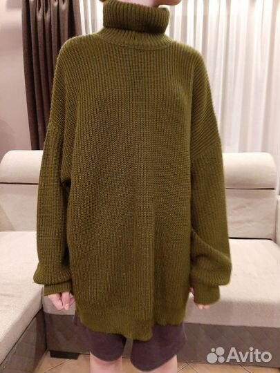 Свитер женский