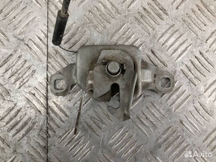 Замок капота Лада Ларгус