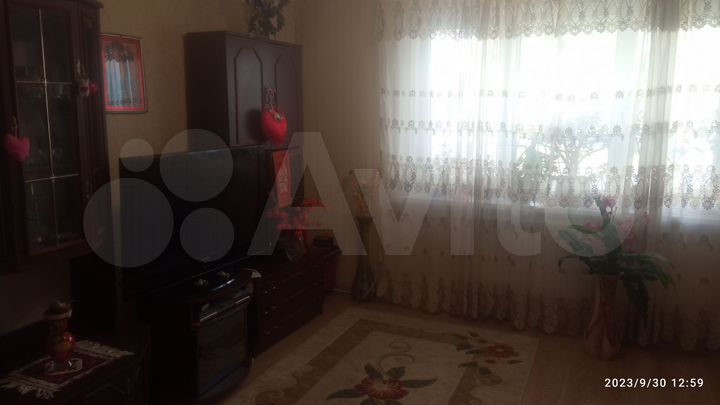 2-к. квартира, 53 м², 1/5 эт.