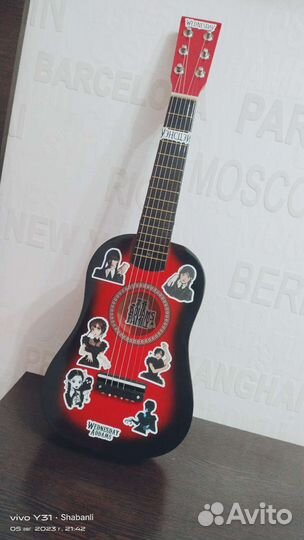 Детская гитара