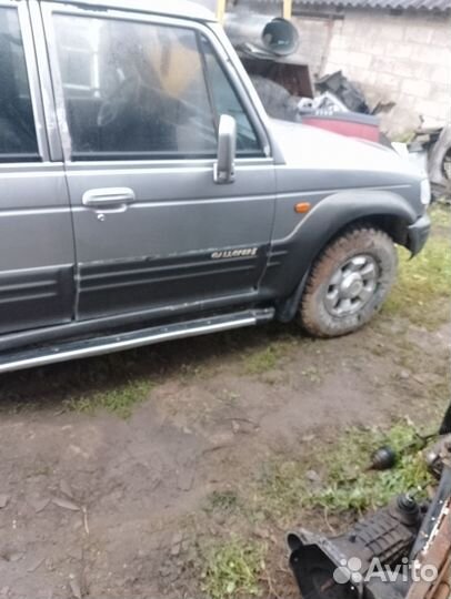 Hyundai Galloper 2.5 AT, 2001, 96 000 км