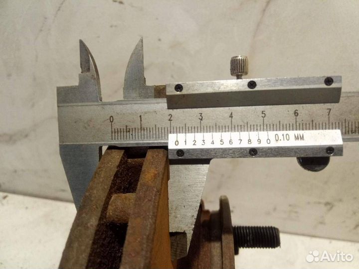 Кулак передний правый Hyundai-Kia Lantra J1(рест)