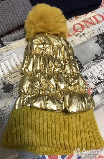 Шапка зимняя из нейлона на флисе