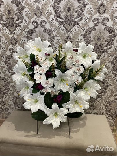 Продам траурные венки ручной работы