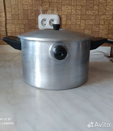 Кастрюля для кипячения молока