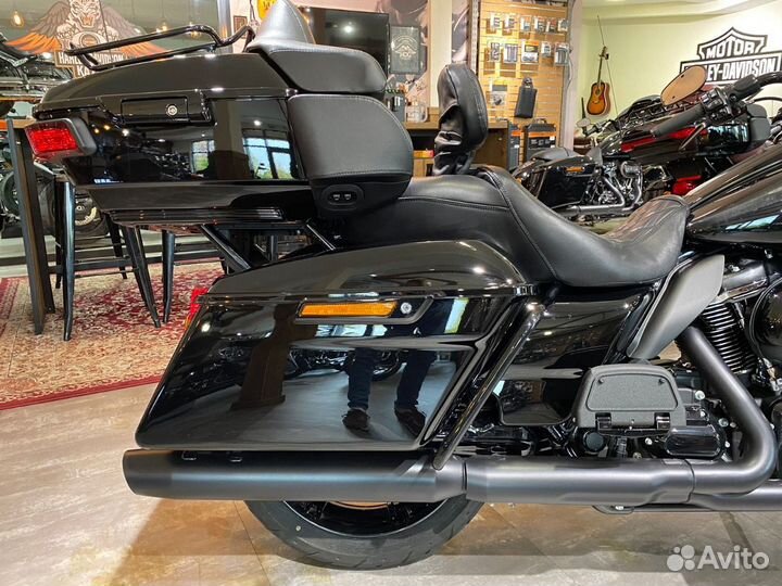 Road Glide Limited 114 black Harley-Davidson 2021