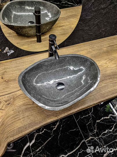 Раковина из камня с о.Бали, Индонезия