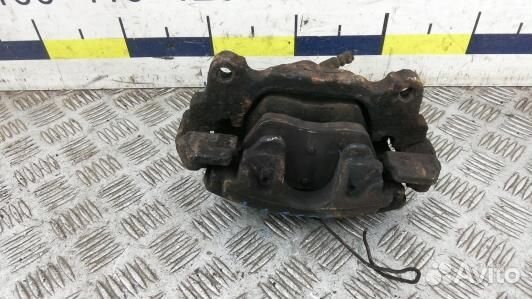 Суппорт тормозной передний правый volkswagen golf