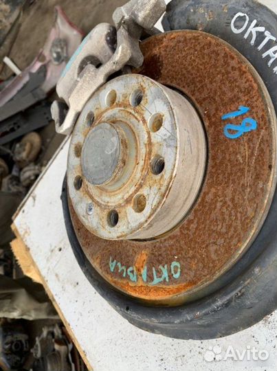 Тормозной диск задний Skoda Octavia A5