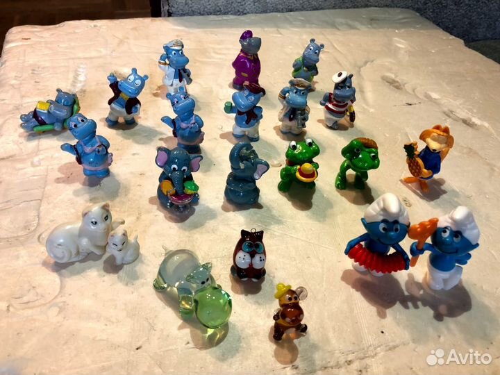 Киндеры и фигурки из стекла