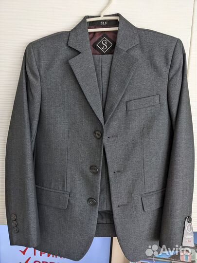 Школьный костюм для мальчика серый 140
