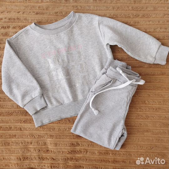 Джемпер для девочки 104 110