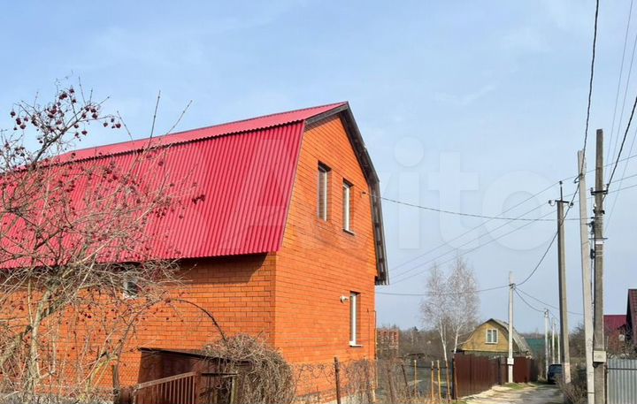 Дом 83 м² на участке 5 сот.