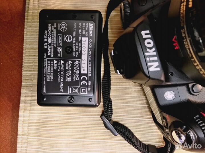Nikon D80 c объективом производства Японии