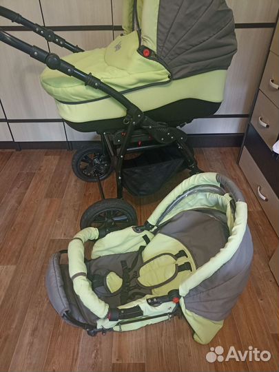 Продаётся детская коляска