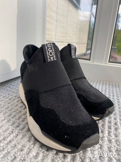 Кроссовки liu jo 38 р