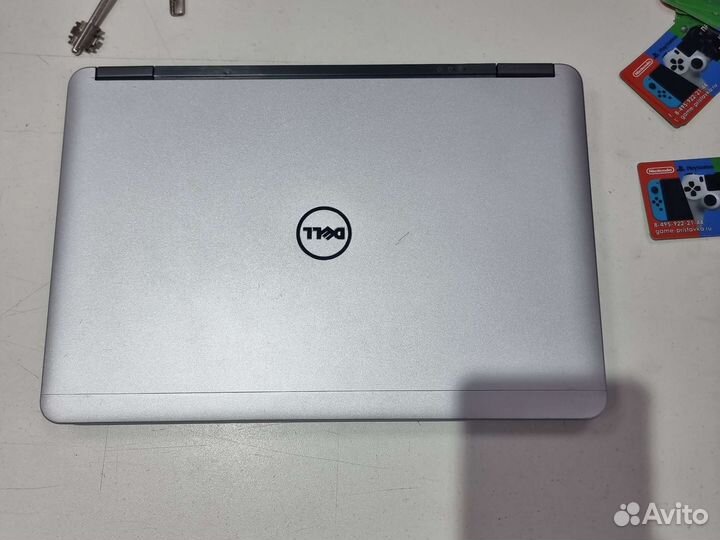 Ноутбук Dell Lattitude E7240