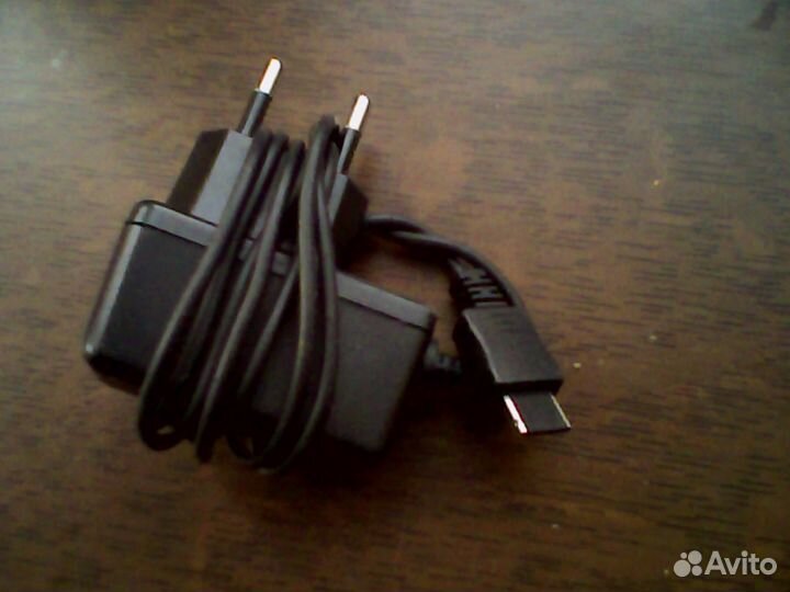 Зарядное устройство