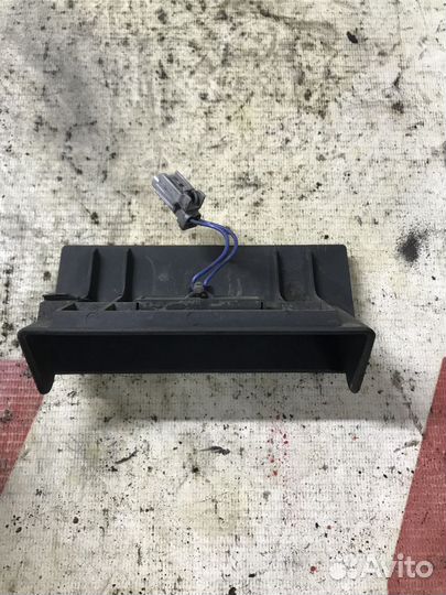 Кнопка открывания багажника Nissan Pathfinder