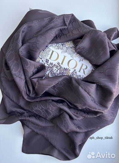 Платок Dior шоколадный