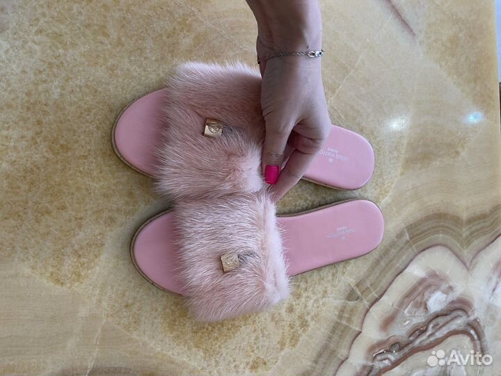 С натуральным мехом