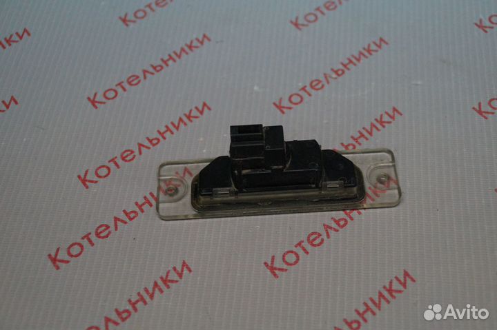 Nissan 26510-3J100 Фонарь освещения номерного знак