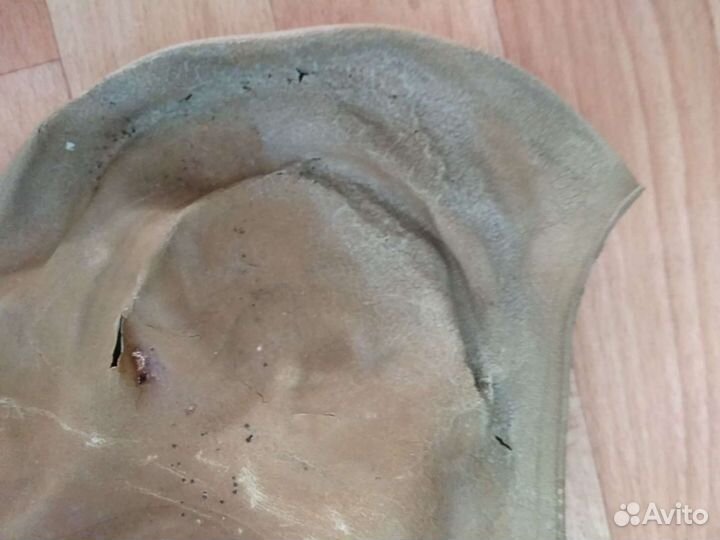 Противогаз рваный