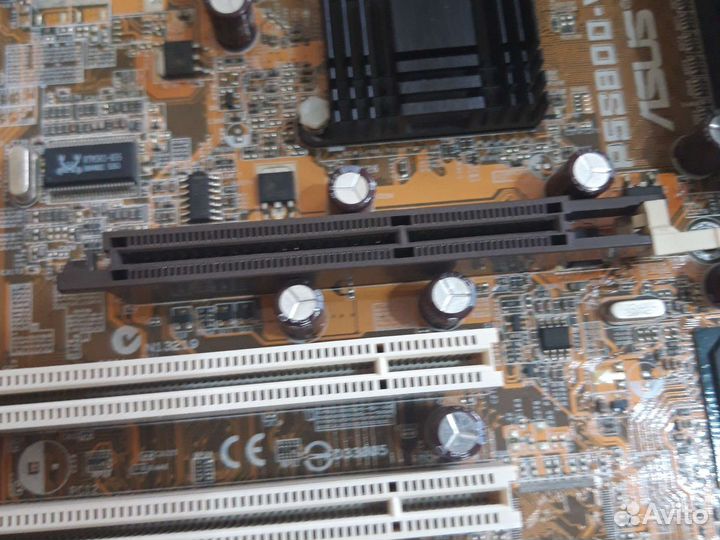 Материнская плата с процессором