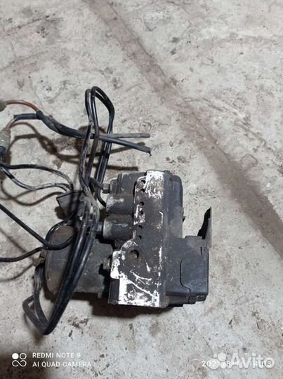 Блок ABS Ауди А8 Д2 4d0614111f