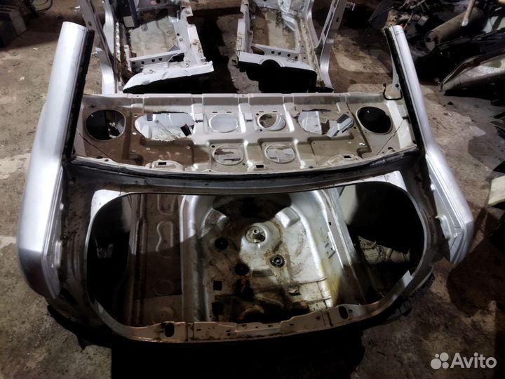 Задняя часть кузова skoda fabia