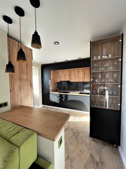 2-к. квартира, 60 м², 14/16 эт.