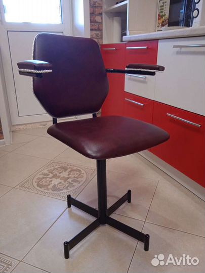 Кресло детское винтовое. Эпоха СССР