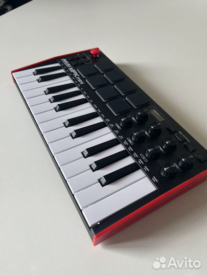 Midi-клавиатура 25 клавиш Akai MPK Mini MK3