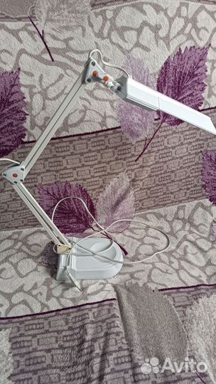 Лампа настольная