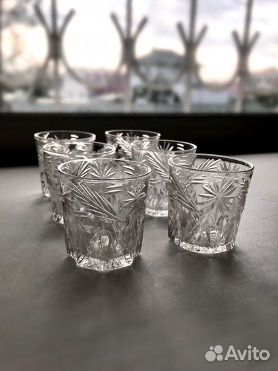 Хрустальные рюмки