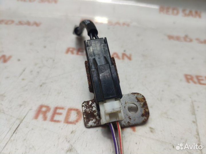 Датчик температуры Mitsubishi Pajero 3 V78W 4M41