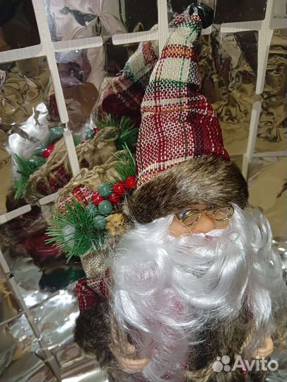 Дед мороз под елку