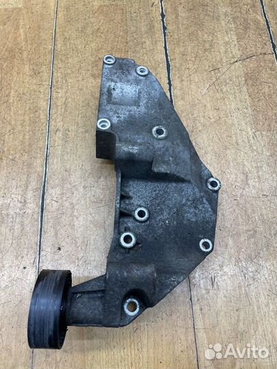 Кронштейн гидроусилителя Ford Mondeo qxba 2009