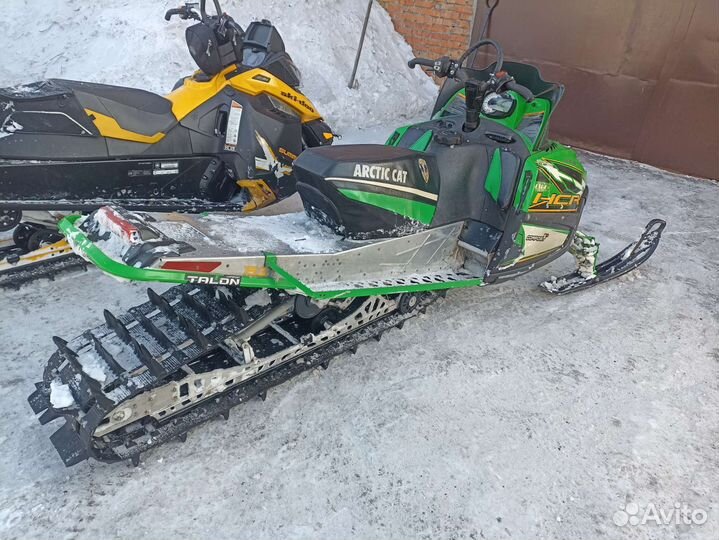 Снегоход Arctic cat m8