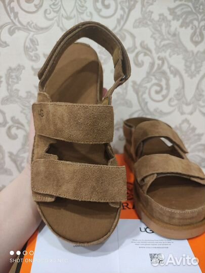 Сандалии женские Ugg